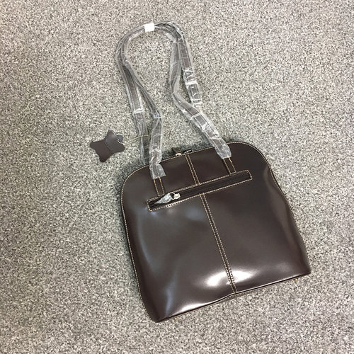 Handtasche klein, dunkelbraunes Leder mit hellbeigen Nähten, EUROSTYLE